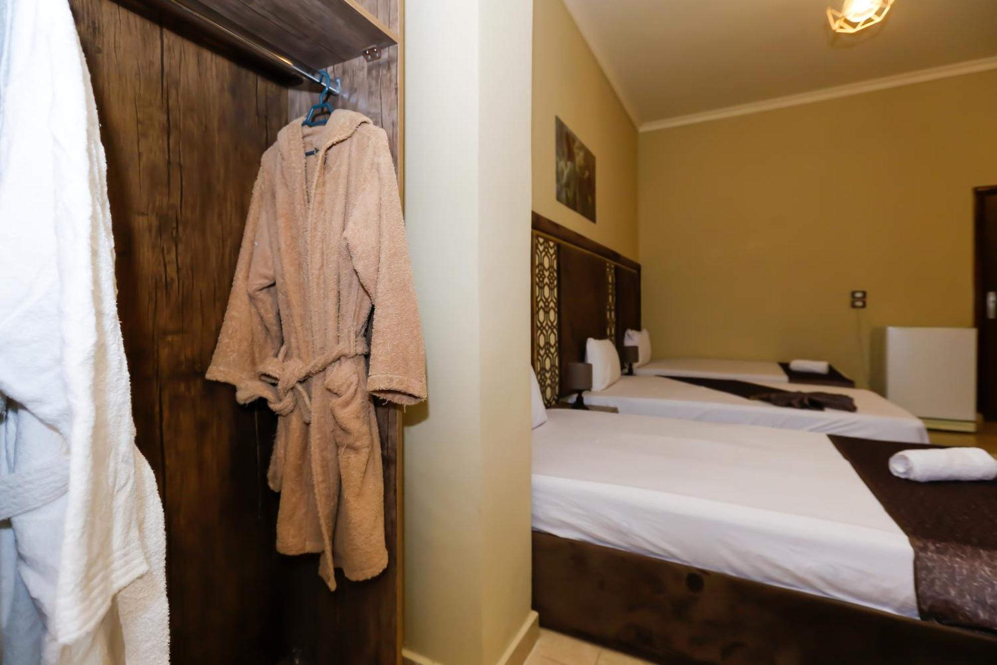 Master Pyramids Hotel Al Kawm al Akhdar Eksteriør bilde